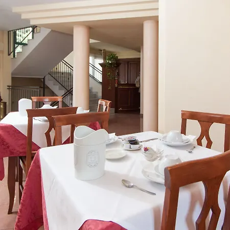 Hotel Casa Betania 2*